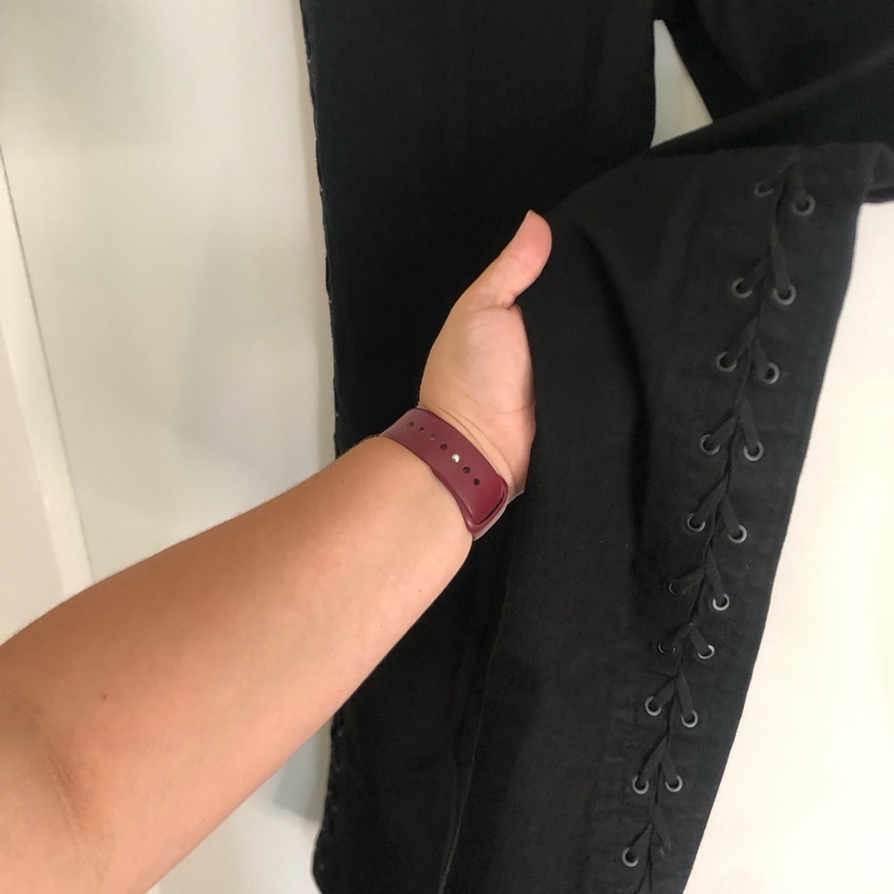 Suko Jeans Black Skinny Pants with Side Lace-Up Details – Size 8